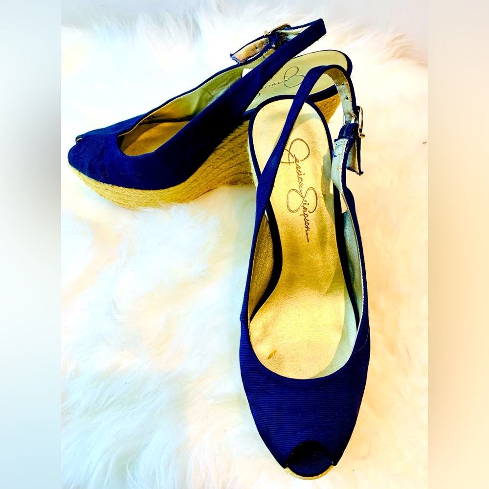 JESSICA SIMPSON❤️WEDGE HEEL SANDAL SUMMER MUST HAVE/HEADS WILL TURN SUPER SEXY❤️